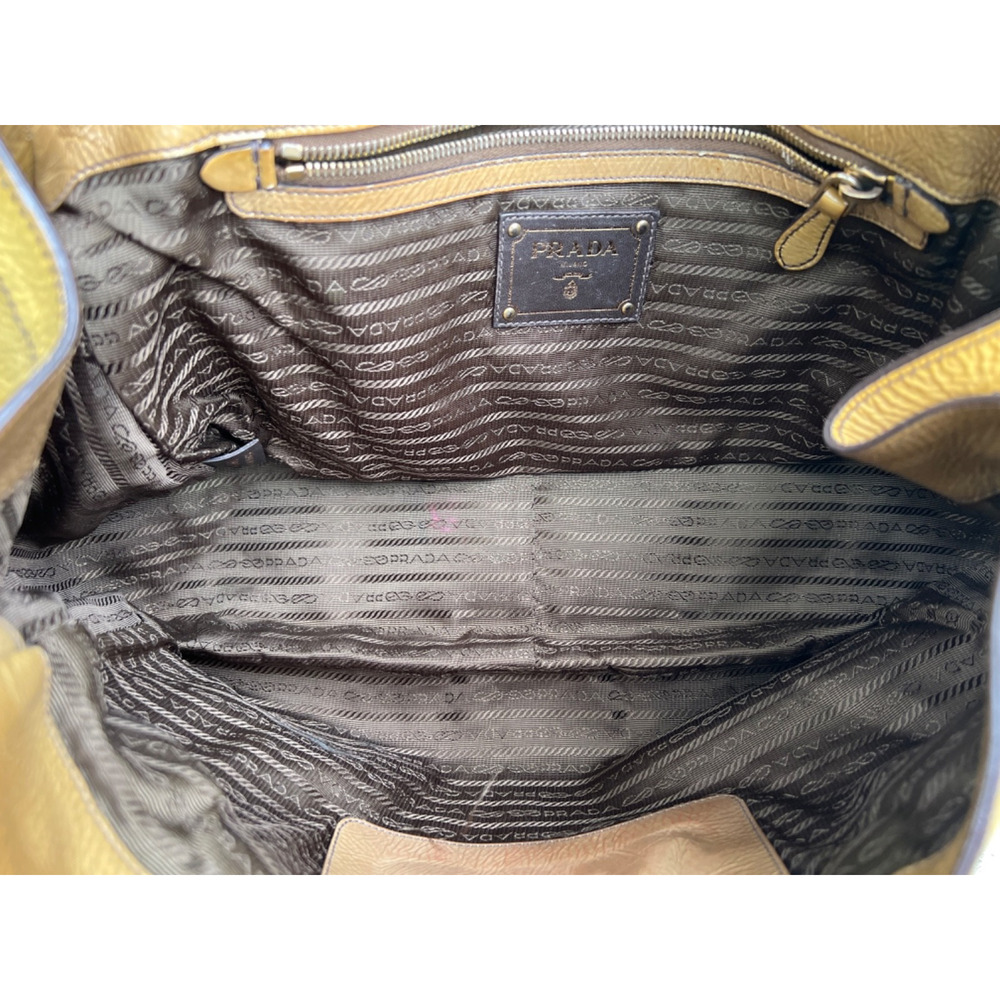 PRADA HANDBAG - Picture 7 of 15